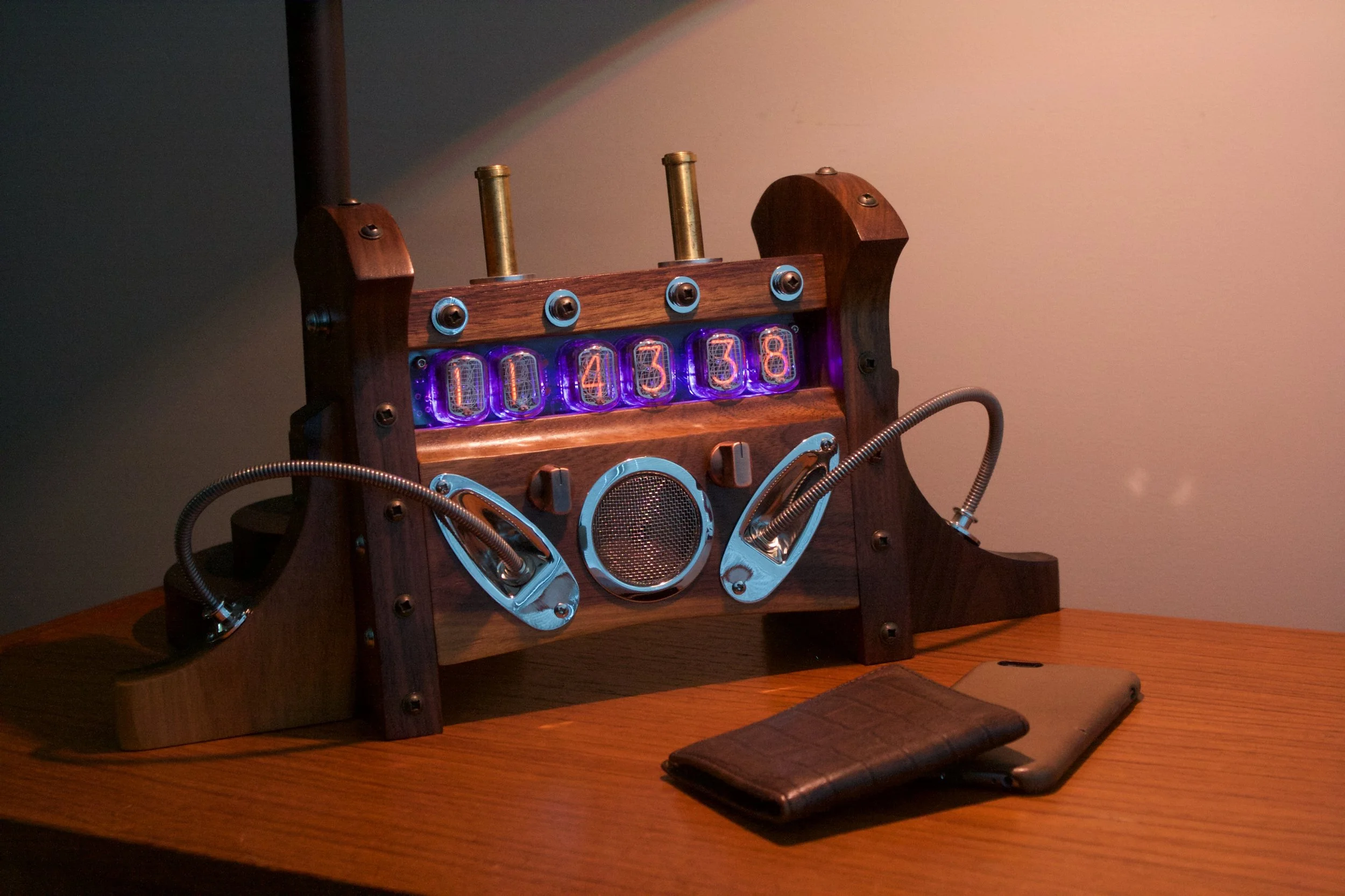 Nixie Clock MKI - Walnut — TGT STUDIOS